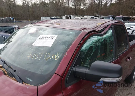 2019 Ram 1500 Big Horn/Lone Star 4X4 6'4 Box из США, поврежденный, VIN 1C6RRFBG3KN690026